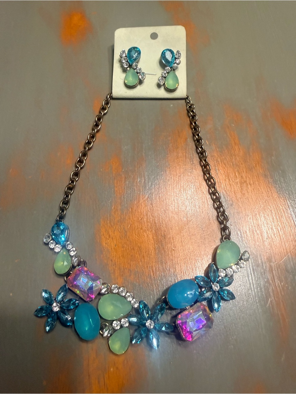 Aratta Aqua and Mint Crystal Floral Necklace with Matching Earrings